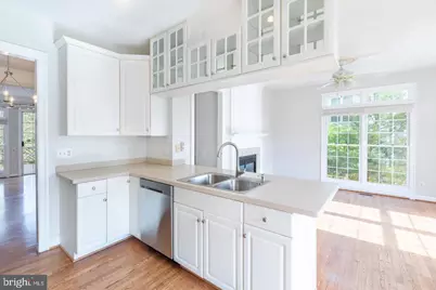 9588 Lagersfield Circle, Vienna, VA 22181 - Photo 13