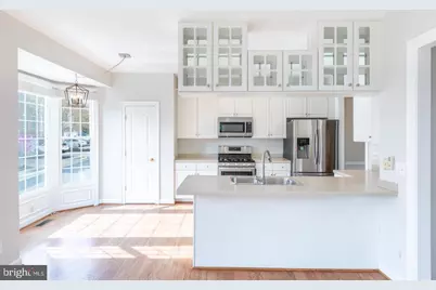 9588 Lagersfield Circle, Vienna, VA 22181 - Photo 11
