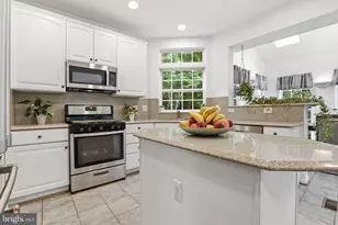 9799 Lorraine Carol Way, Lorton, VA 22079 - Photo 17