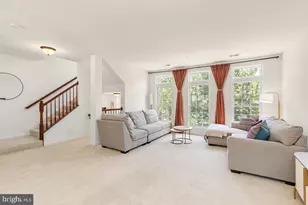 4457 Beacon Grove Cir, Fairfax, VA 22033 - Photo 5
