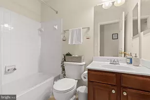4457 Beacon Grove Cir, Fairfax, VA 22033 - Photo 23