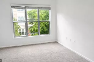 12913 Alton Square, Herndon, VA 20170 - Photo 9
