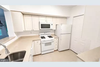 12913 Alton Square #307, Herndon, VA 20170 - Photo 5