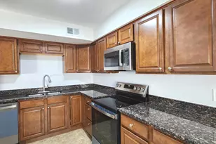4587 Logsdon Dr, Annandale, VA 22003 - Photo 11