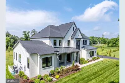 665 Stratford Hill Court, Great Falls, VA 22066 - Photo 3