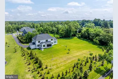665 Stratford Hill Court, Great Falls, VA 22066 - Photo 9
