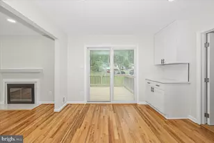 8624 Parliament Dr, Springfield, VA 22151 - Photo 17