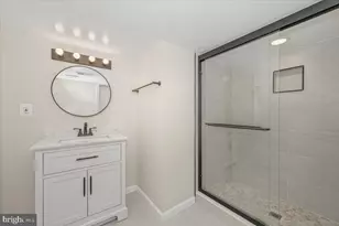 8624 Parliament Dr, Springfield, VA 22151 - Photo 39