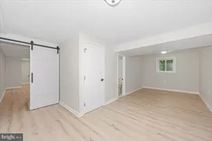 8624 Parliament Dr, Springfield, VA 22151 - Photo 31