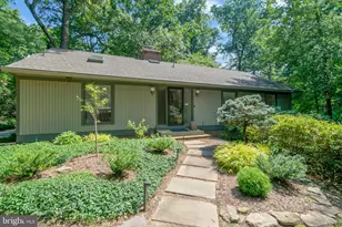 1715 Hollinwood Dr, Alexandria, VA 22307 - Photo 3