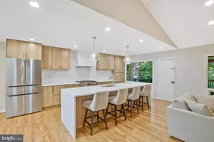 1715 Hollinwood Dr, Alexandria, VA 22307 - Photo 19