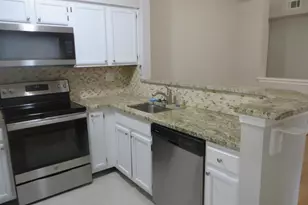 6906 Victoria Dr, Alexandria, VA 22310 - Photo 9