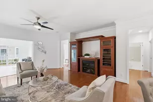 8932 Pink Carnation Ct, Lorton, VA 22079 - Photo 7