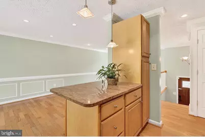 8471 Great Lake Lane, Springfield, VA 22153 - Photo 9