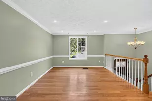 8471 Great Lake Ln, Springfield, VA 22153 - Photo 17