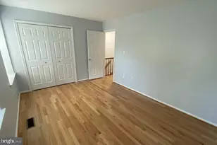 14447 Four Chimney Dr, Centreville, VA 20120 - Photo 19
