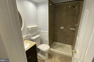 14447 Four Chimney Dr, Centreville, VA 20120 - Photo 11