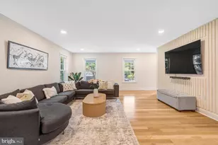 12203 Sugar Maple Dr, Herndon, VA 20170 - Photo 11