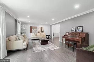 820 Ridge Dr, McLean, VA 22101 - Photo 5