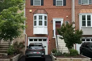 8584 Enochs Dr, Lorton, VA 22079 - Photo 9