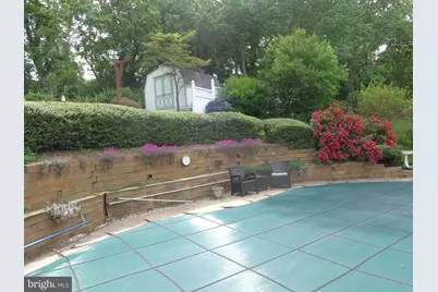 7011 Hadlow Drive, Springfield, VA 22152 - Photo 3
