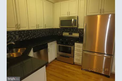 6540 Creek Run Drive, Centreville, VA 20121 - Photo 7