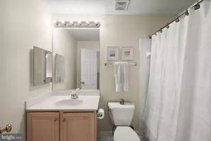 11885 Shaker Meadows Ct, Herndon, VA 20170 - Photo 33