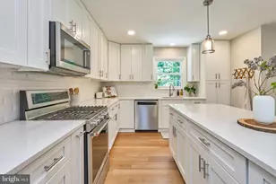 12012 Wayland St, Oakton, VA 22124 - Photo 19