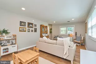 12012 Wayland St, Oakton, VA 22124 - Photo 23