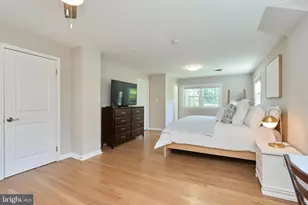 12012 Wayland St, Oakton, VA 22124 - Photo 25