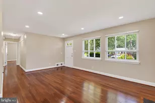 7216 Carol Ln, Falls Church, VA 22042 - Photo 7