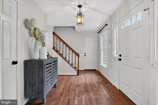 7007 Devereux Cir Dr, Alexandria, VA 22315 - Photo 3