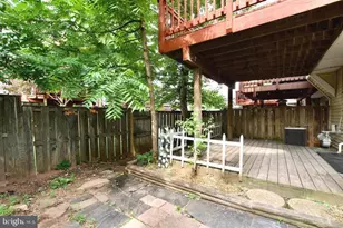14552 Woodgate Manor Pl, Centreville, VA 20120 - Photo 19
