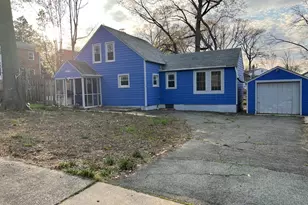 5810 Mt Vernon Dr, Alexandria, VA 22303 - Photo 1