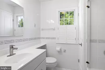 8402 Georgian Way, Annandale, VA 22003 - Photo 27