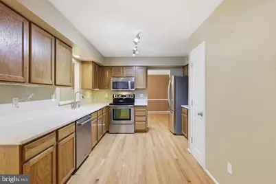 11913 Holly Spring Drive, Great Falls, VA 22066 - Photo 11