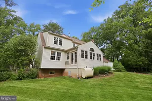 11913 Holly Spring Dr, Great Falls, VA 22066 - Photo 45