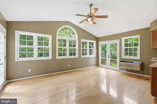 11913 Holly Spring Dr, Great Falls, VA 22066 - Photo 13