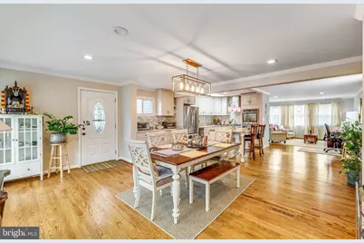 205 Tapawingo Road SW, Vienna, VA 22180 - Photo 13