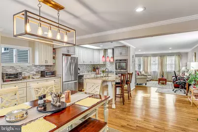 205 Tapawingo Road SW, Vienna, VA 22180 - Photo 7