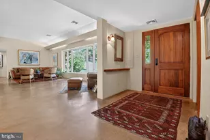 3439 Malbrook Dr, Falls Church, VA 22044 - Photo 11
