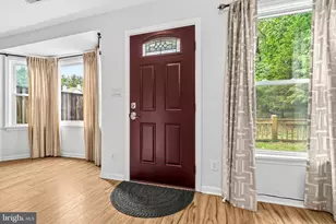 6001 Rabbit Hill Ct, Centreville, VA 20121 - Photo 3