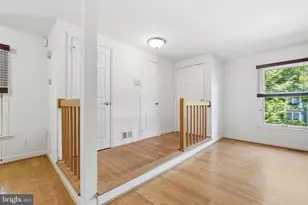 1609 Oak Spring Way, Reston, VA 20190 - Photo 7