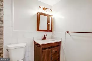 12306 Streamvale Cir, Herndon, VA 20170 - Photo 21