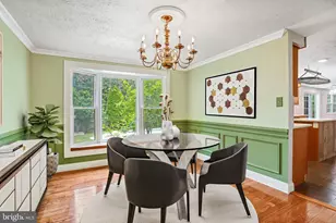12306 Streamvale Cir, Herndon, VA 20170 - Photo 11
