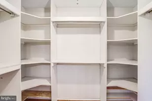 12306 Streamvale Cir, Herndon, VA 20170 - Photo 17