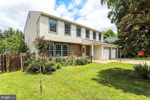12306 Streamvale Cir, Herndon, VA 20170 - Photo 1