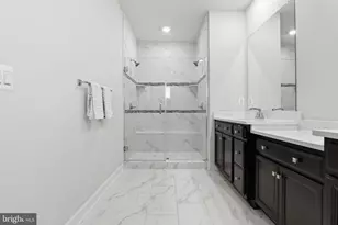 12887 Sunrise Ridge Aly, Herndon, VA 20171 - Photo 31