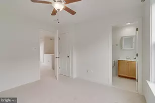 2947 Stella Blue Ln, Fairfax, VA 22031 - Photo 9