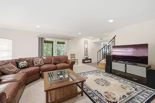 7512 Rambling Ridge Dr, Fairfax Station, VA 22039 - Photo 35